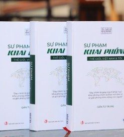 Sư phạm khai phóng - Giản Tư Trung